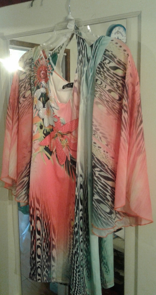 Blouse - Picture 1 of 2